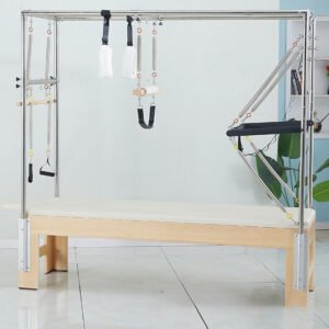 Machine Pilates Cadillac reformer with tower