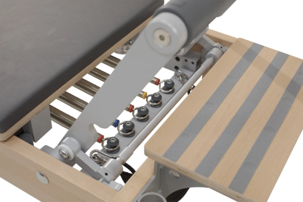 Woodiness Pilates reformer for strength exercising - 图片 5