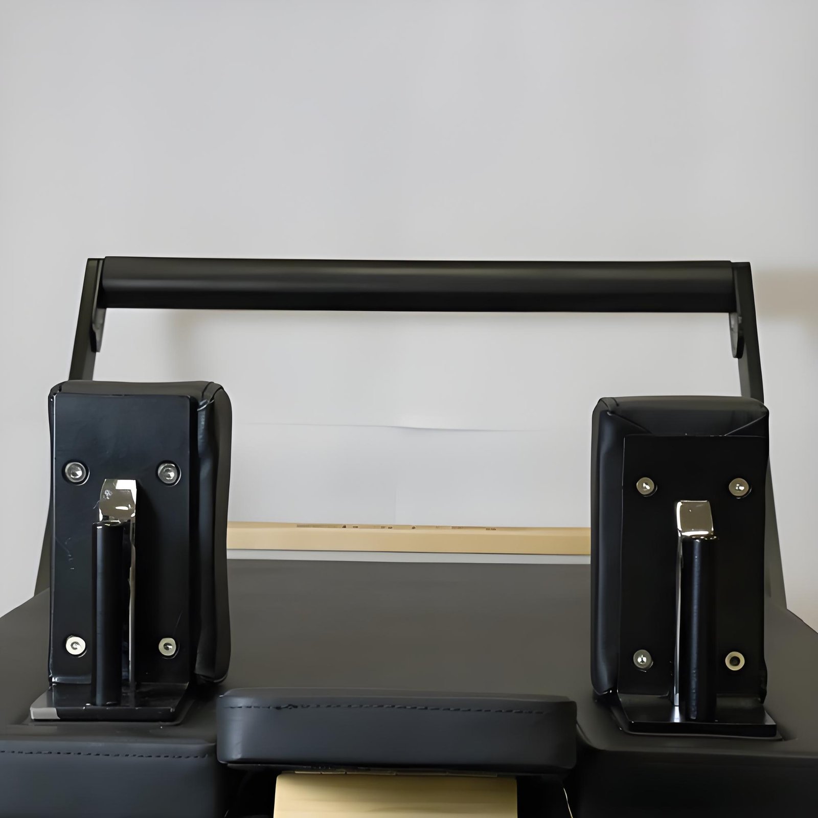C8-S Pro Pilates Reformer D-14 C8-S Pro Pilates Reformer D-14