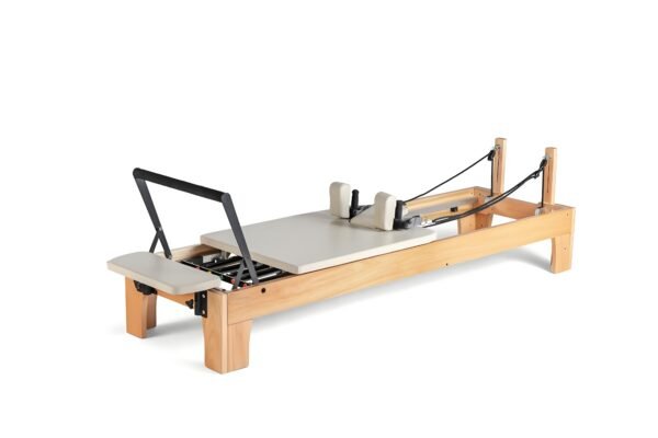 Peformer pilate machine with pure white leather